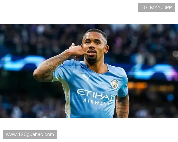 纽卡斯尔联俱乐部近期动态：新赛季备战与球员转会最新消息解析